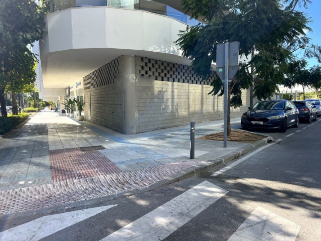 Liikekiinteistö San Pedro de Alcántara - R5202820