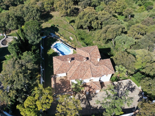 5 Bedrooms Villa in Casares