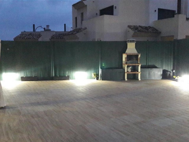 3 Makuuhuoneen Huoneisto Selwo