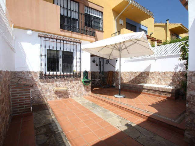 3 Slaapkamer Rijtjeshuis in Marbella