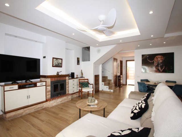 3 Bedrooms Townhouse in Marbella