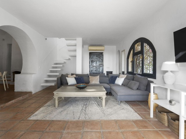 4 Bedrooms Villa in Mijas