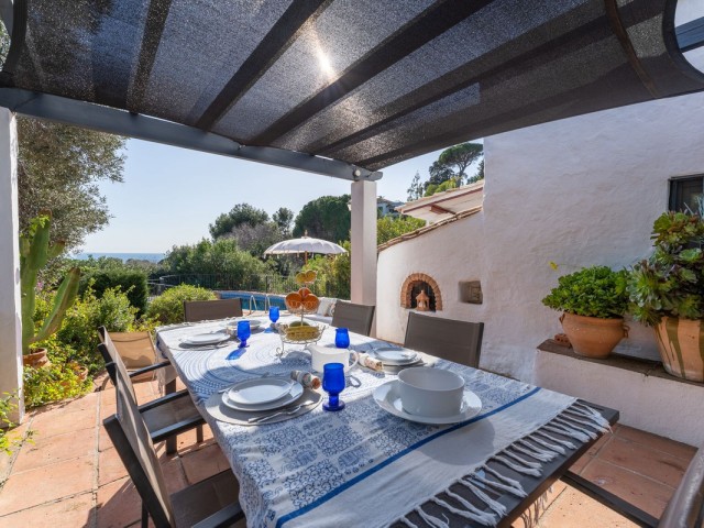 4 Bedrooms Villa in Mijas