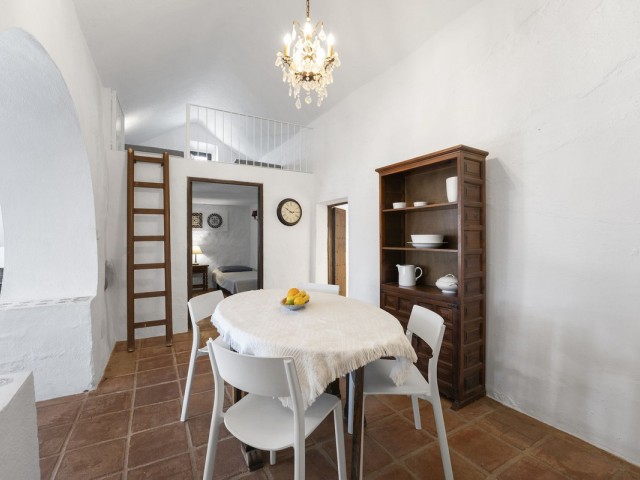 4 Bedrooms Villa in Mijas