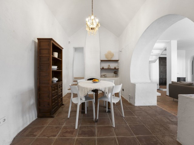 4 Bedrooms Villa in Mijas