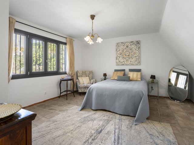 4 Bedrooms Villa in Mijas