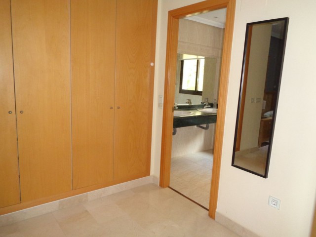 2 Schlafzimmer Apartment in Benahavís