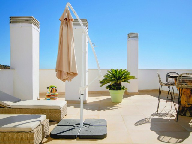 Penthouse in Altos de los Monteros