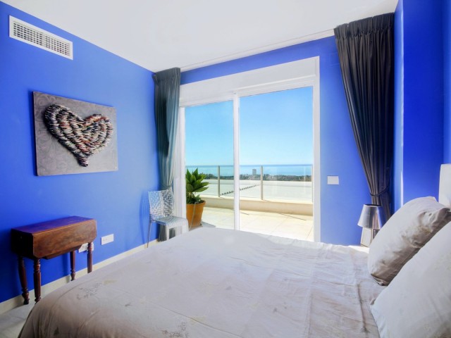 Penthouse in Altos de los Monteros