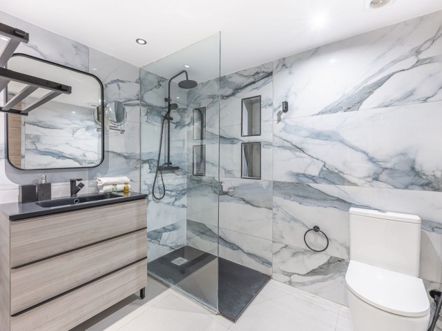 4 Bedrooms Apartment in Puerto Banús