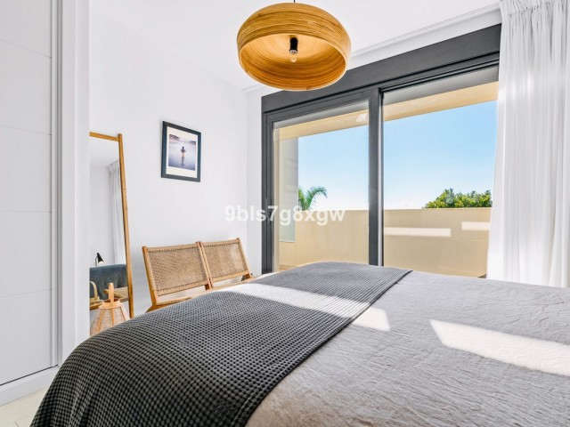 2 Bedrooms Apartment in Casares Playa
