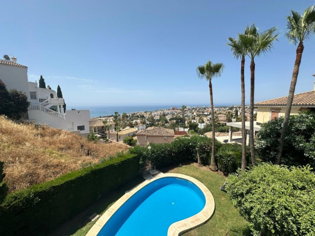 10 Bedrooms Villa in Mijas
