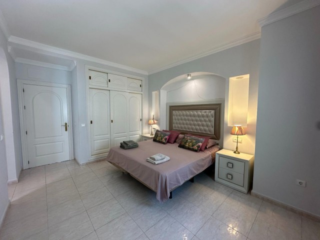 10 Bedrooms Villa in Mijas