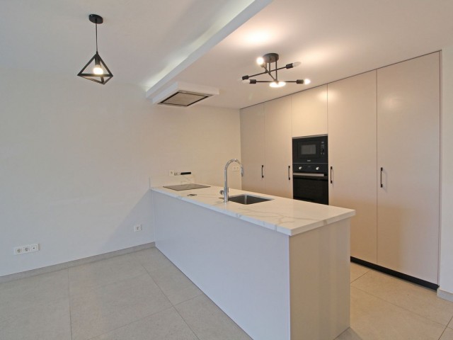 Apartment, San Pedro de Alcántara, R5203099