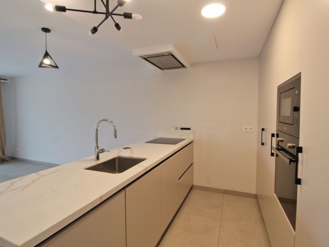 Apartment, San Pedro de Alcántara, R5203099