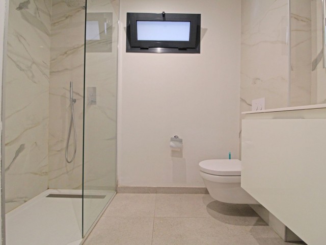 2 Bedrooms Apartment in San Pedro de Alcántara