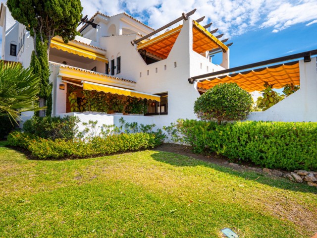 3 Makuuhuoneen Huoneisto Nueva Andalucía