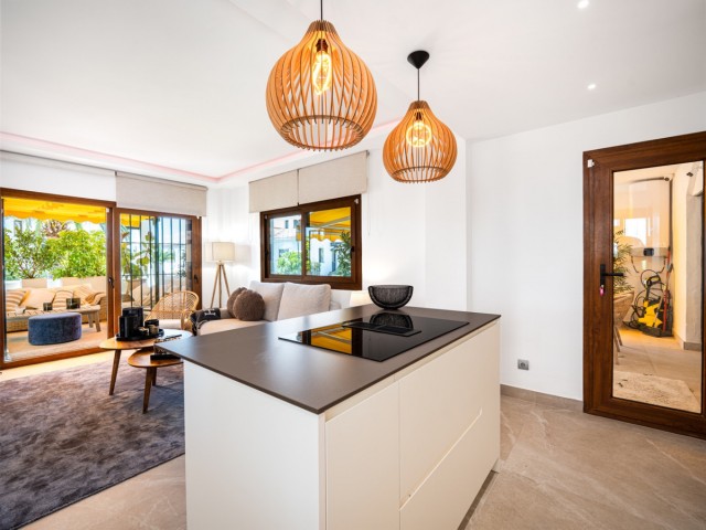 3 Makuuhuoneen Huoneisto Nueva Andalucía