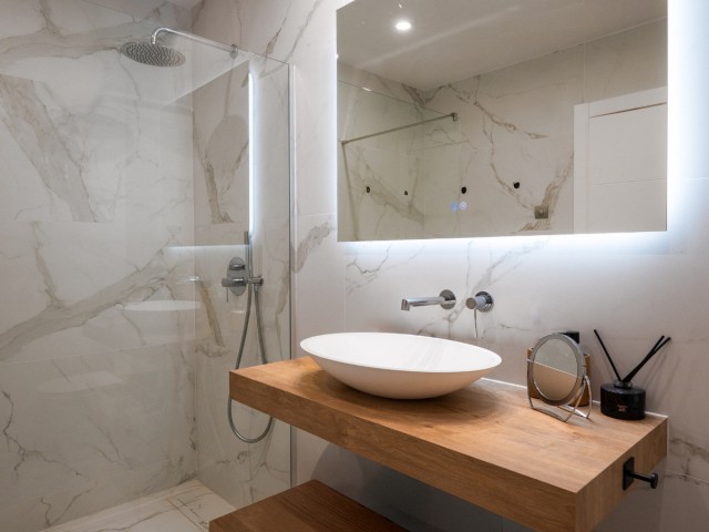 3 Makuuhuoneen Huoneisto Nueva Andalucía