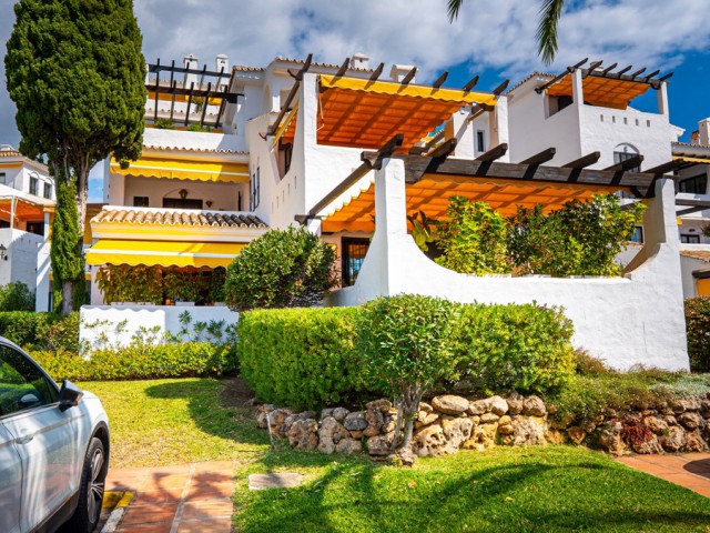 3 Makuuhuoneen Huoneisto Nueva Andalucía