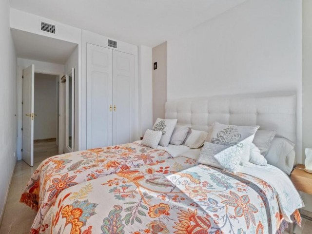 2 Bedrooms Apartment in La Duquesa