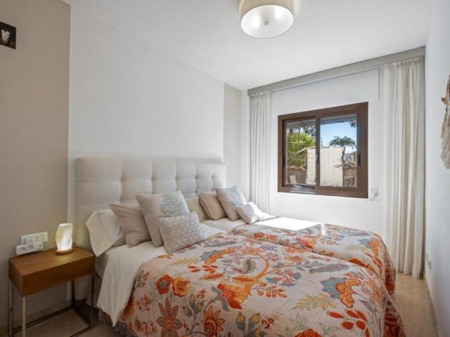 2 Bedrooms Apartment in La Duquesa