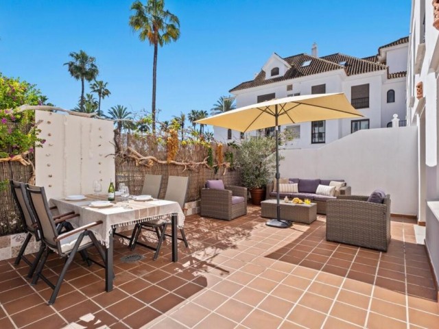 2 Schlafzimmer Apartment in La Duquesa