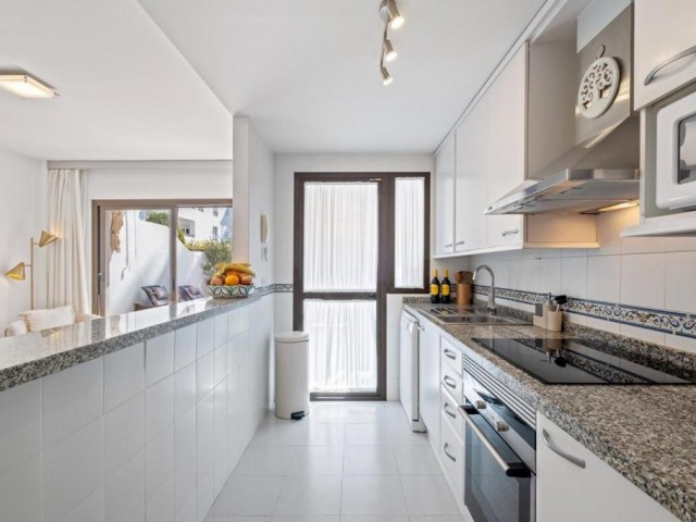 2 Schlafzimmer Apartment in La Duquesa