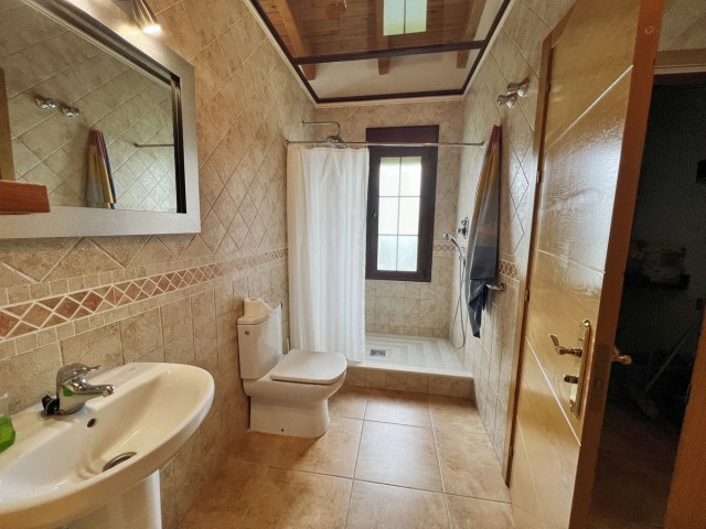 Villa avec 3 Chambres  à Estepona