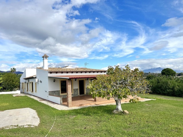 Villa avec 3 Chambres  à Estepona