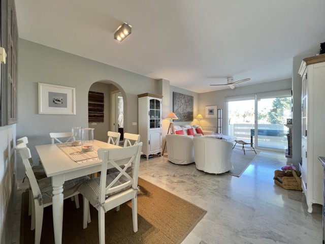 Leilighet, Guadalmina Baja, R4949395