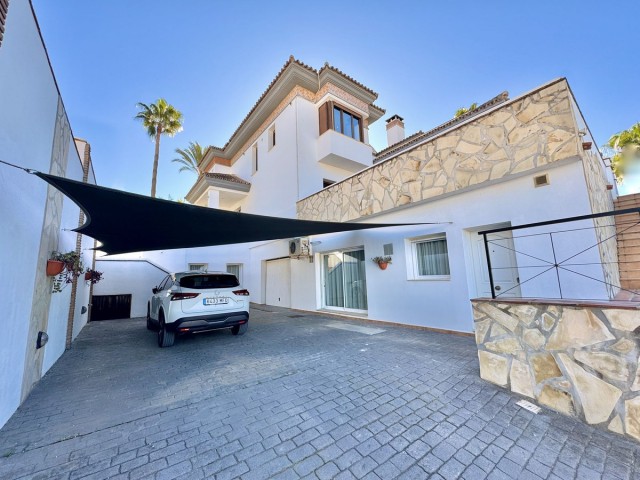 5 Bedrooms Villa in La Cala Golf