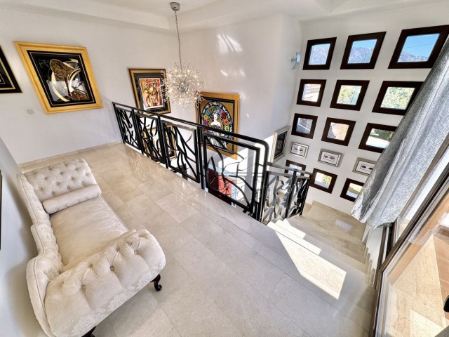 5 Bedrooms Villa in La Cala Golf