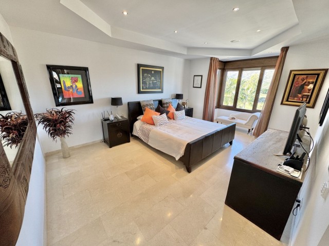 5 Bedrooms Villa in La Cala Golf