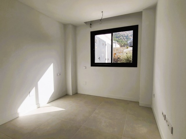 2 Sovrums Lägenhet i Benalmadena