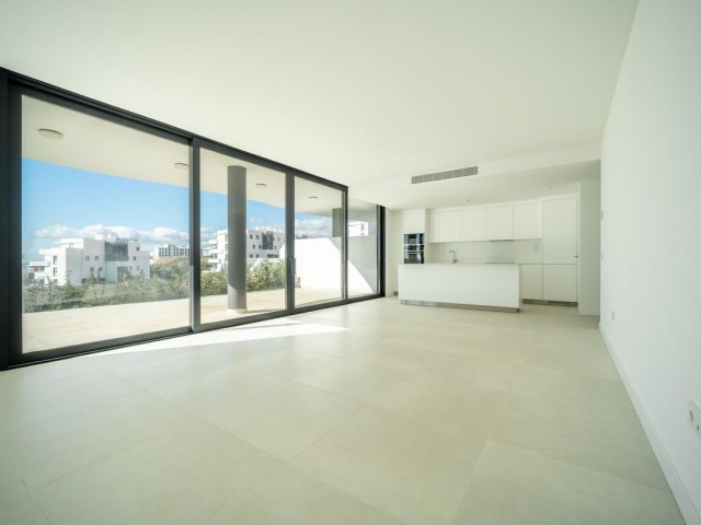 2 Bedrooms Apartment in Benalmadena