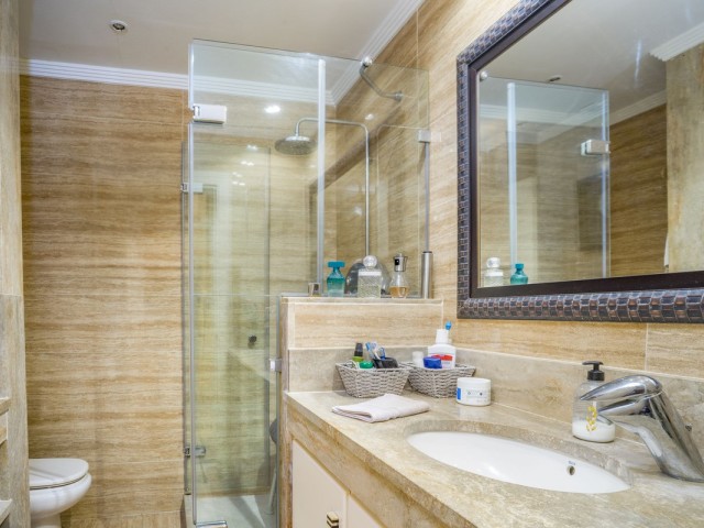 3 Bedrooms Apartment in Nueva Andalucía