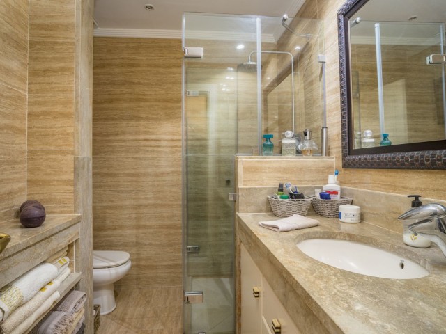 3 Bedrooms Apartment in Nueva Andalucía