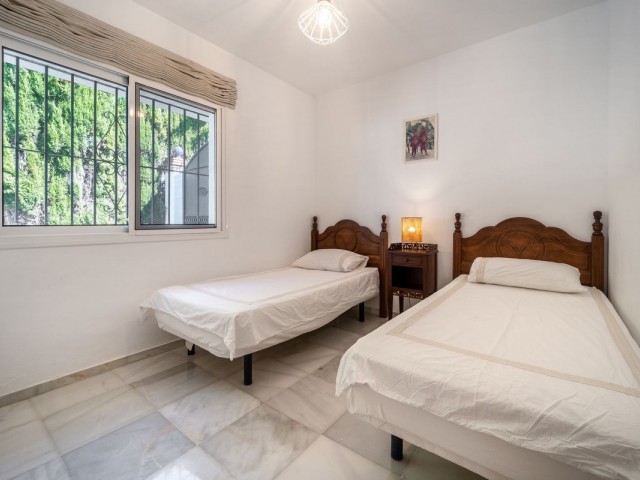 2 Soveroms Villa i Elviria