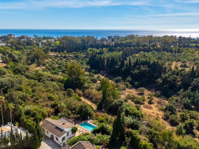 2 Bedrooms Villa in Elviria