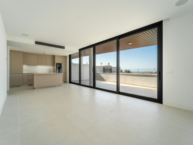 2 Bedrooms Apartment in Fuengirola