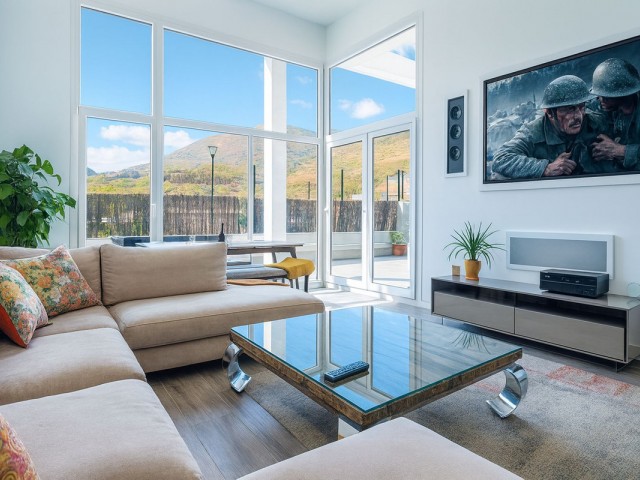 3 Bedrooms Apartment in Benahavís