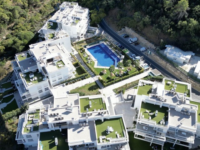 3 Bedrooms Apartment in Benahavís