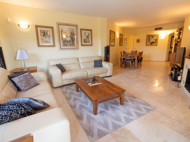 3 Schlafzimmer Apartment in Elviria