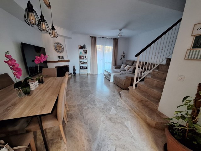 4 Slaapkamer Rijtjeshuis in Marbella