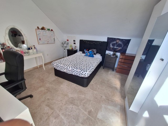 4 Slaapkamer Rijtjeshuis in Marbella