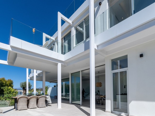 4 Bedrooms Villa in Marbella