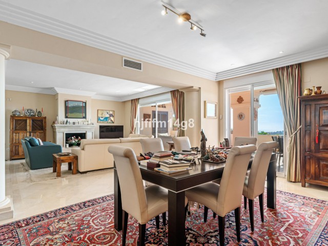 3 Makuuhuoneen Huoneisto Nueva Andalucía