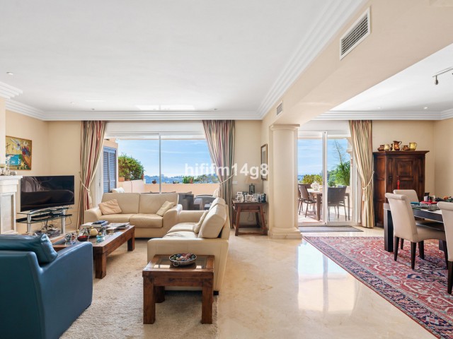 3 Makuuhuoneen Huoneisto Nueva Andalucía