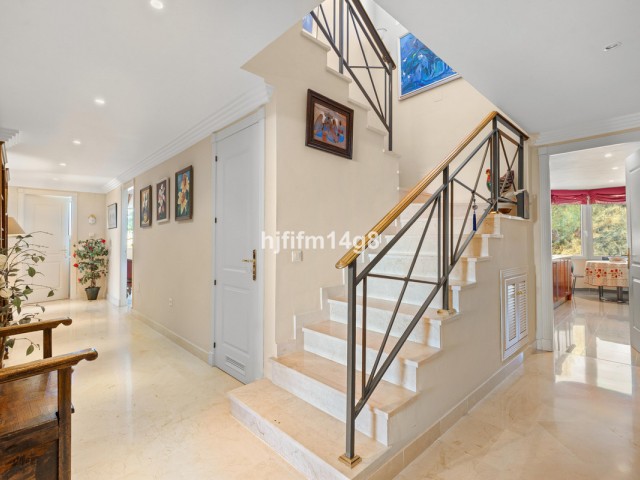 3 Makuuhuoneen Huoneisto Nueva Andalucía